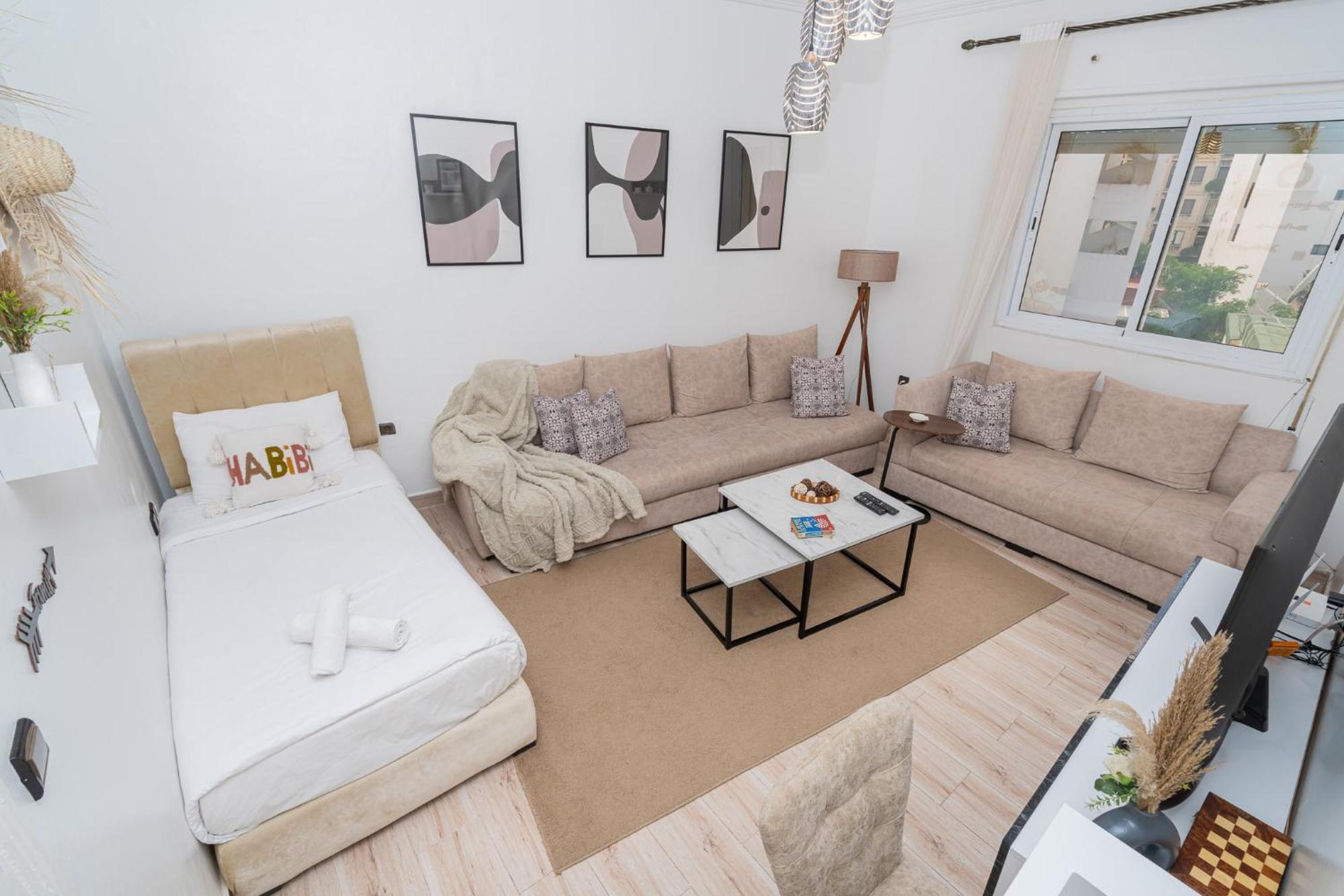Appartement Ensolleille Au Coeur De Tanger Luaran gambar