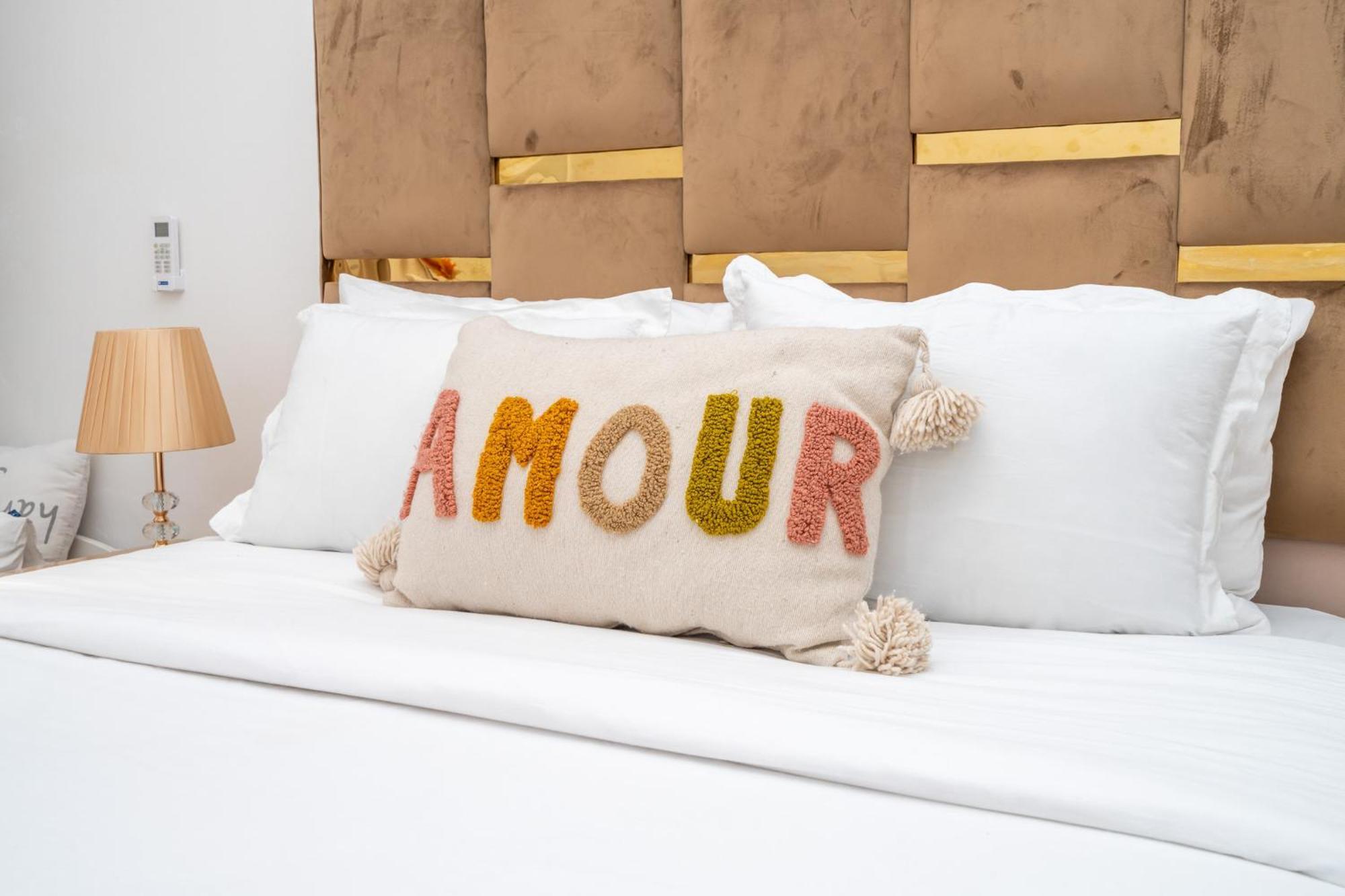 Appartement Ensolleille Au Coeur De Tanger Luaran gambar